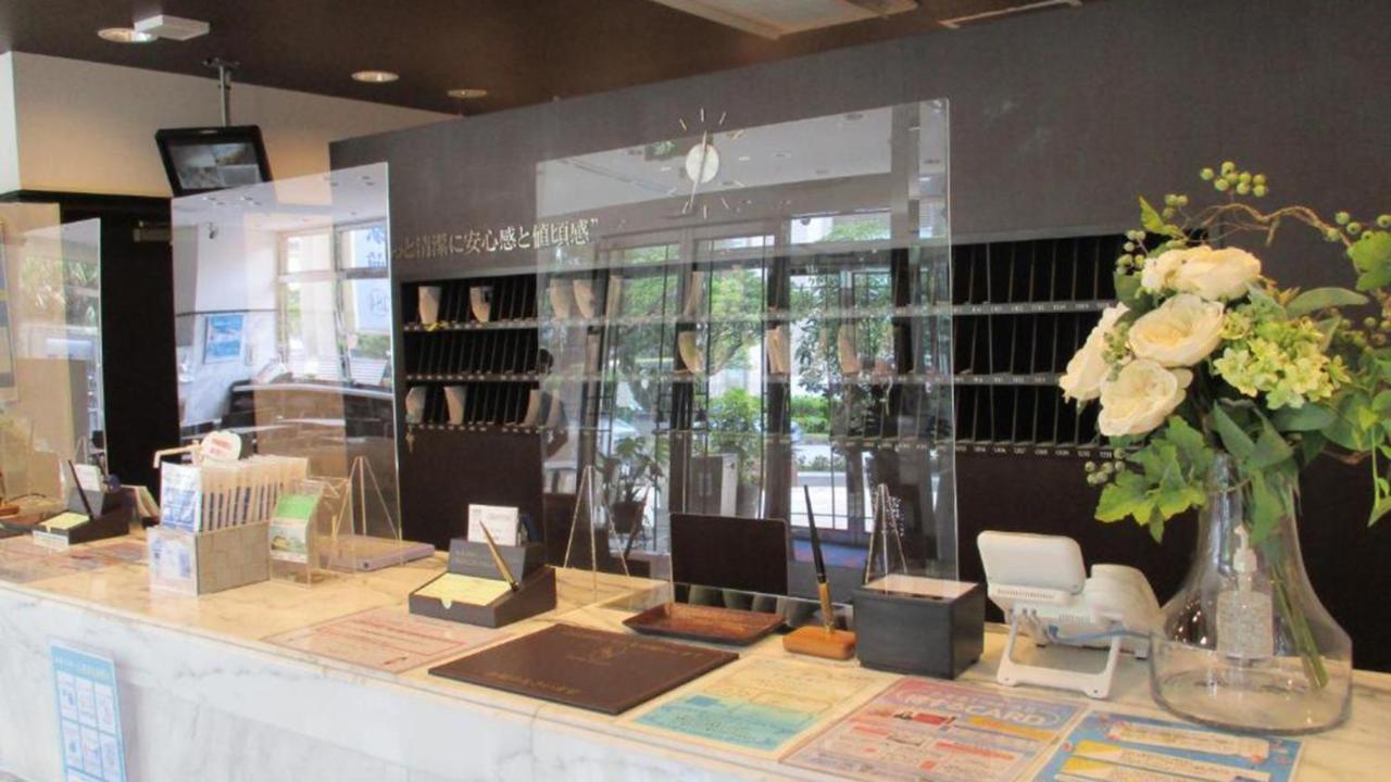 Toyoko Inn Naha Omoromachi Ekimae Екстер'єр фото